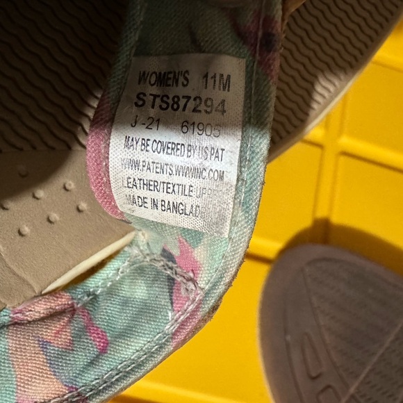 Sperry Tan Slippers with Textured Footbed - Picture 4 of 4